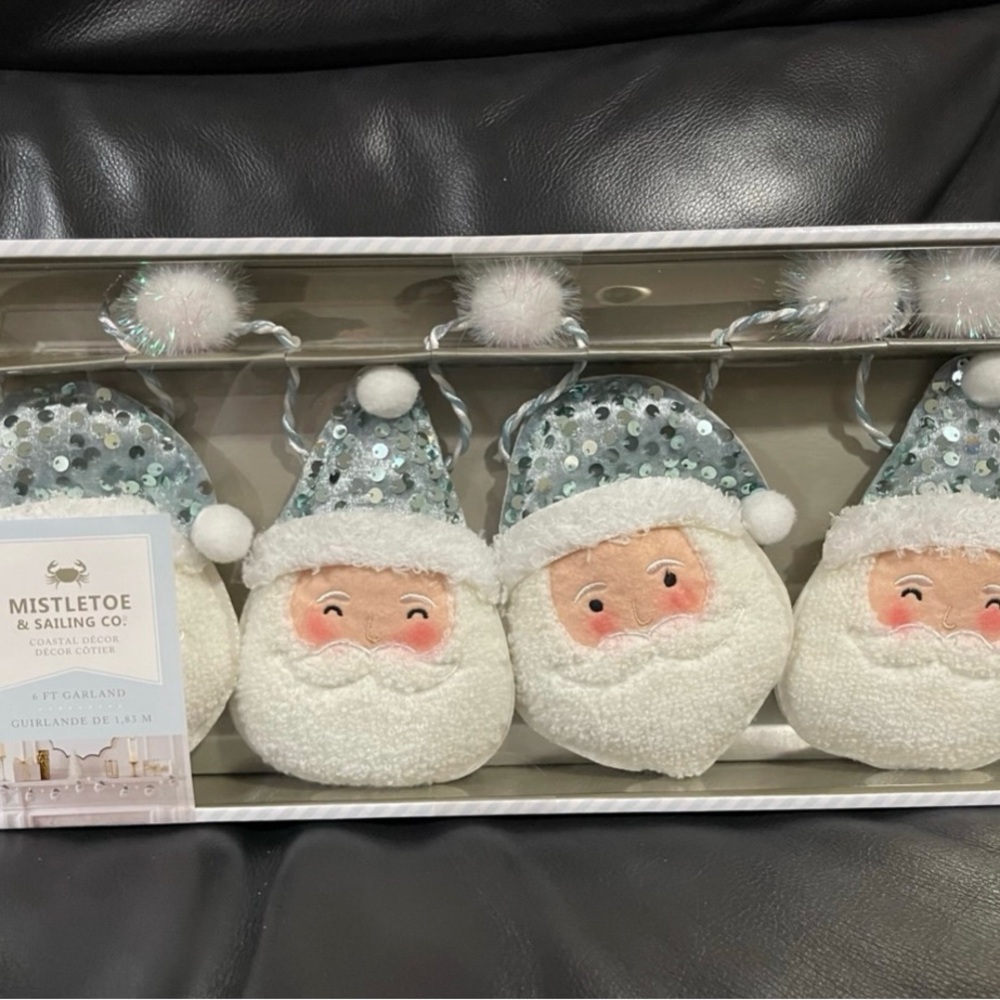 Mistletoe & Sailing Co Christmas Santa Garland - Blue Santa Garland